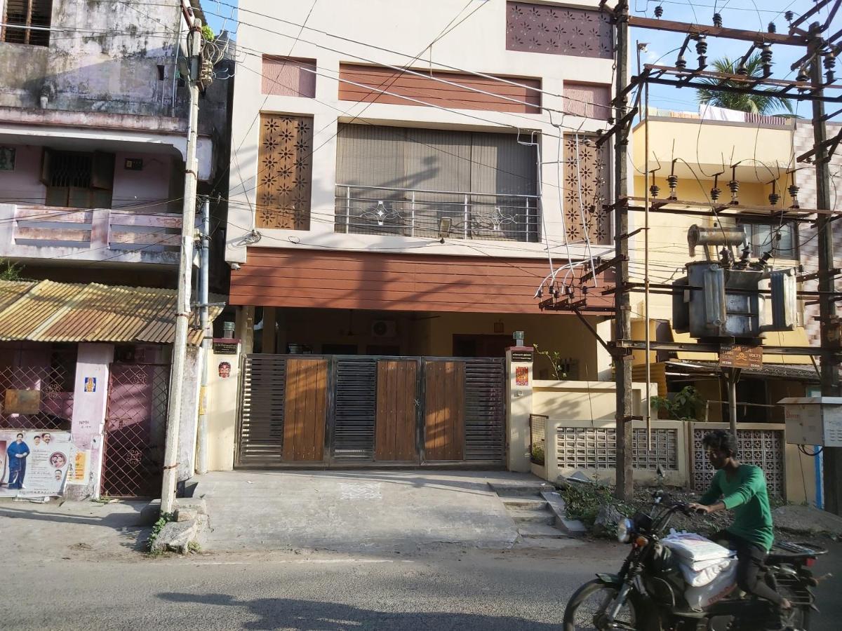 Suloram Illam